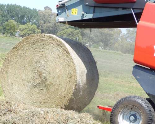 Rotoenfardadora Yomel Magna 940 CUT 5c - Rollos 0,8 a 1,7 MT