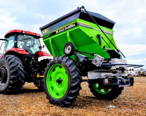 Fertilizadora al Voleo XS3000 Bernardin