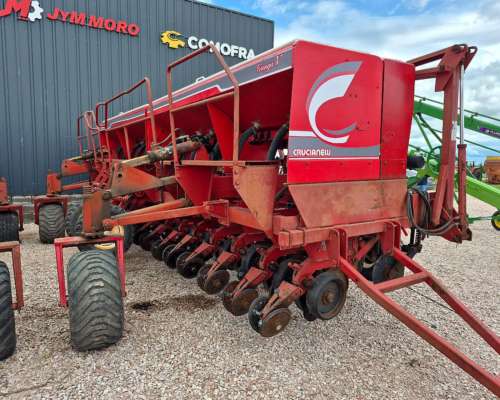 Sembradora Crucianelli Gringa V de 14 Líneas a 52 cm