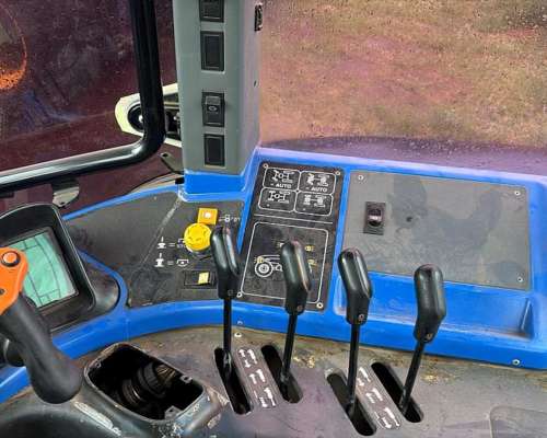 New Holland TM 190. Power Shift Dual 20.8x38