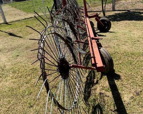 Rastrillo Marinozzi de 7 Estrellas Usado Reparado.