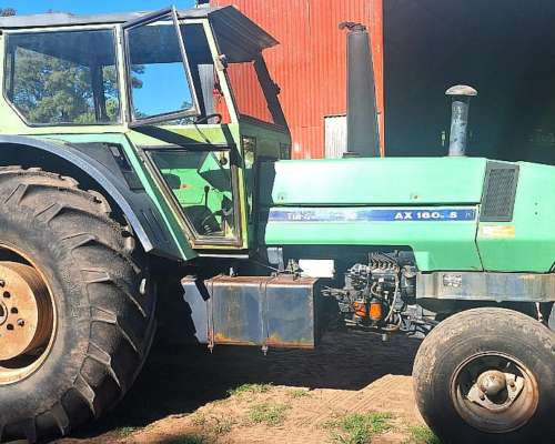 Deutz Fahr AX 160 con Cabina, CUB 24.5x32 1984.