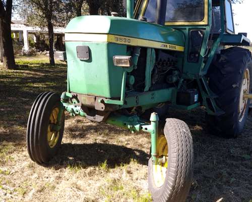Tractor John Deere 3530 Disponible