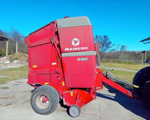 Rotoenfardadora Mainero 5877 año 2021