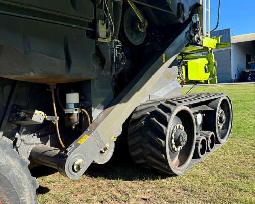 Claas Lexion 750 con Orugas y Doble Tracción- Impecable
