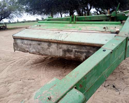 Segadora Jhon Deere Moco 920