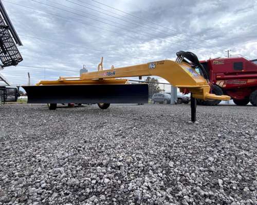 Niveladora Marca Tbeh, N4, con Cubiertas