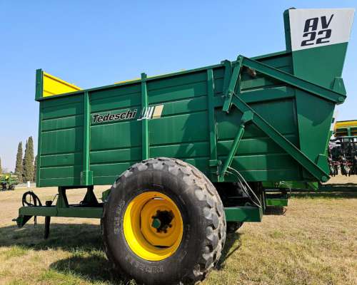 Carro Volcador Forrajero AV22
