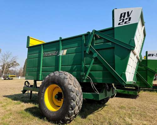 Carro Volcador Forrajero AV22