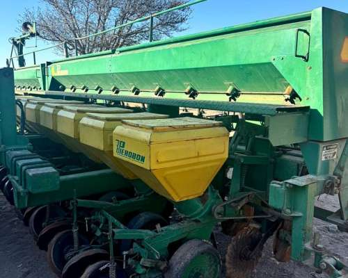 Sembradora Pierebon MIX 10880