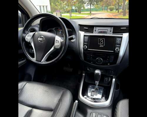 Nissan Frontier CD LE 2.3 D 4X4 AT
