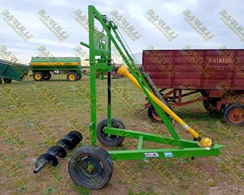 Hoyadora de Arrastre Tayca Hidráulica Nueva