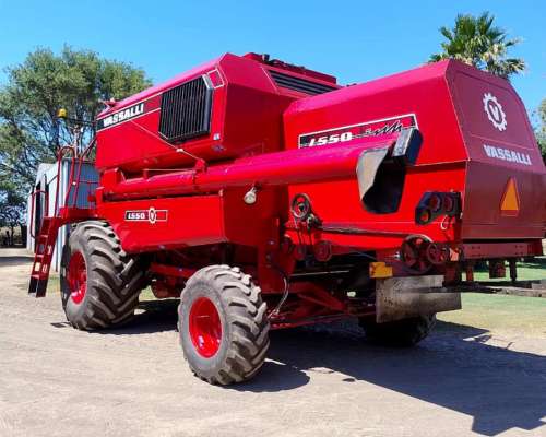 Cosechadora Vassalli 1550 año 2011