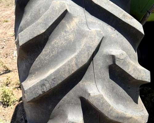 Tractor Zanello 230 CC, año 1994, Cubiertas Traseras Nuevas