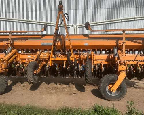 Sembradora Agrometal MX33 Maxima Autonomia, Mod 2005