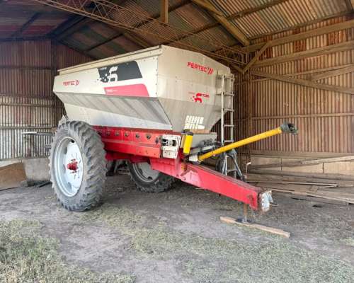 Fertilizadora de Organicos Fertec Serie 6 de 8000