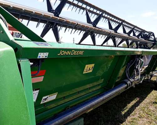 John Deere S670, con Draper de 40pies