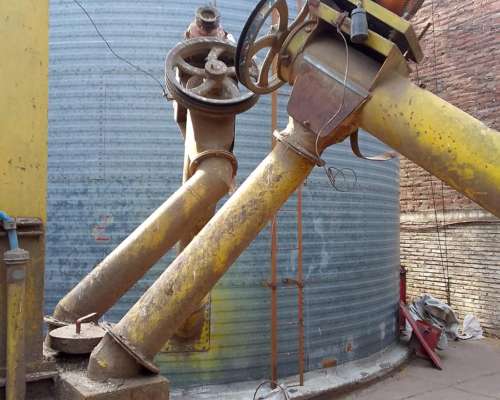Liquido Urgente Planta de Silos Capacidad 1100 Toneladas.