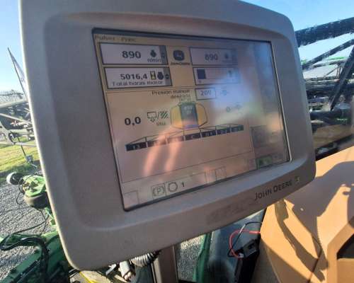 Pulverizadora John Deere 4730 año 2011