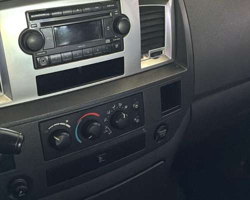 Ram 2500, 4x4, Impecable Estado