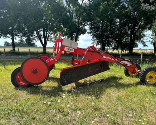 Niveladora Yomel Terrrena 8430 a Como Nueva