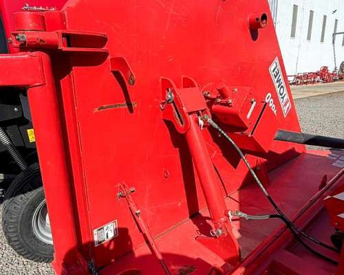 Desmalezadora 4660 de Arrastre Yomel Usada - Como Nueva