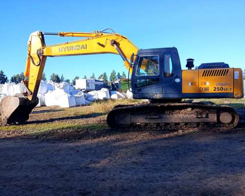 Excavadora Hyundai Robex 220 LC