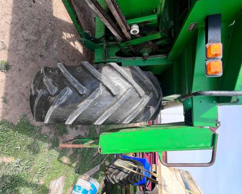 Cosechadora 11/75 en muy Buen Estado