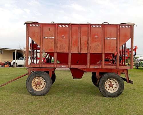 Tolva de Semilla y Fertilizante 14ton