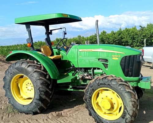 Tractor John Deere 5090es