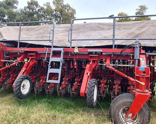 Sembradora Apache 54000 Grano Fino de 33 a 21 cm