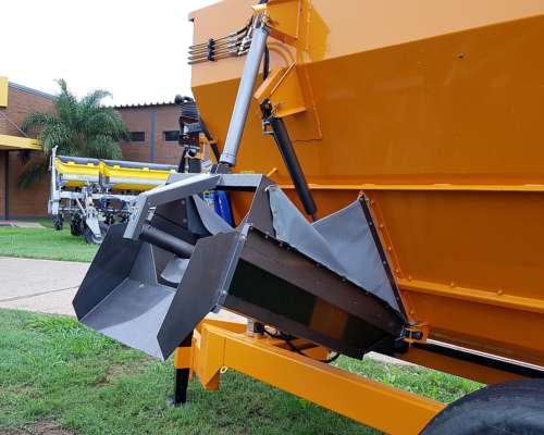 Mixer Horizontal Comofra SF5000 10m3