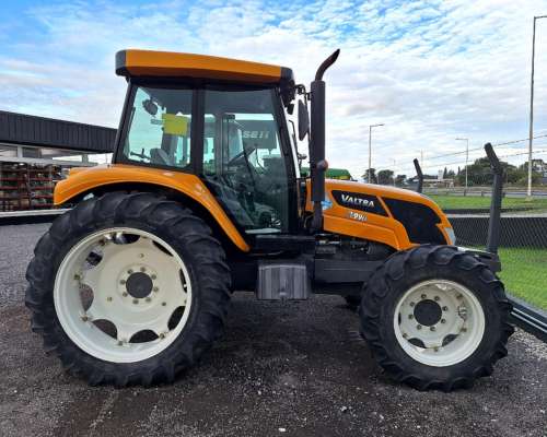 Usado - Valtra A990 - año 2023 - 4wd - Rod. Simple - Cabina