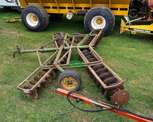 Rastra Doble Accion de 40 Platos X 22. Jhon Deere