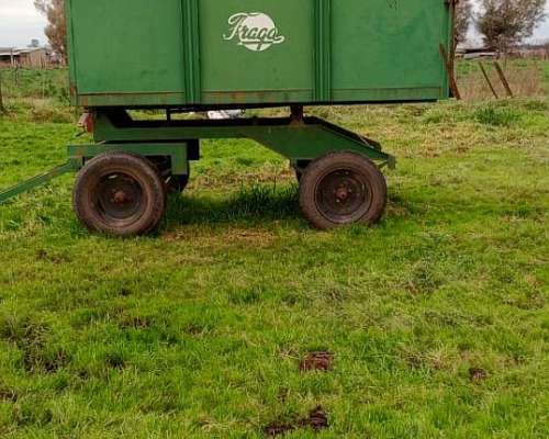 Acoplado Volcador Usado para 4 Toneladas con Rodado 17