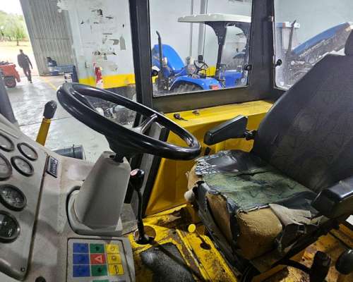 Tractor Pauny 230c Mod 2007, Cabina, 7500 HS, 4X2