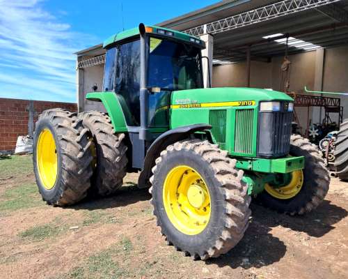 Tractor John Deere 7810