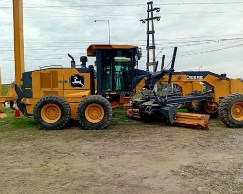 Motoniveladora John Deere 620g