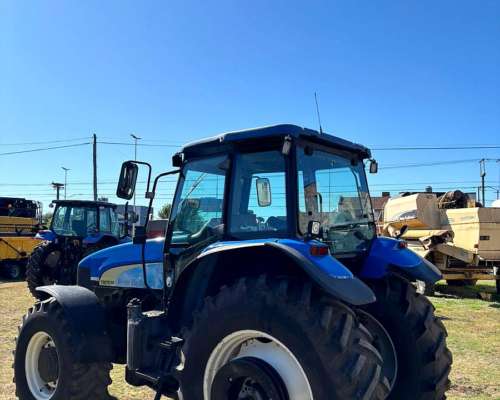 Tractor New Holland TM 7030