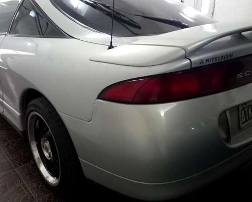 Vendo Mitsubishi Eclipse GST