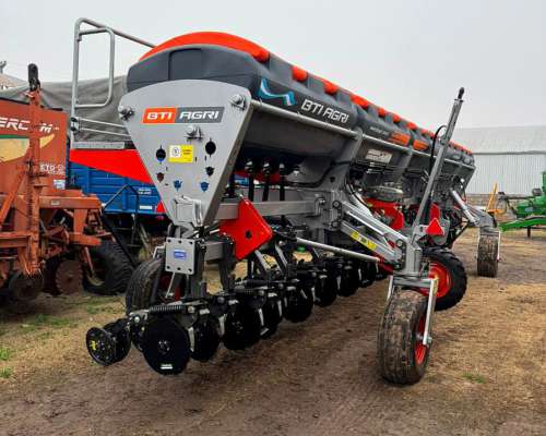Fertilizadora Incorporadora BTI Agri FB 10050