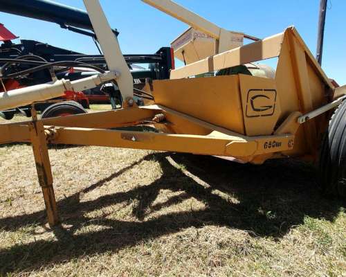 18 - Pala Grosspal Nova 200. Usada