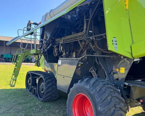 Claas Lexion 750 con Orugas y Doble Tracción- Impecable