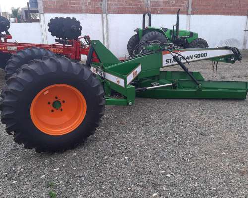 Niveladora Stara Starplan 5000