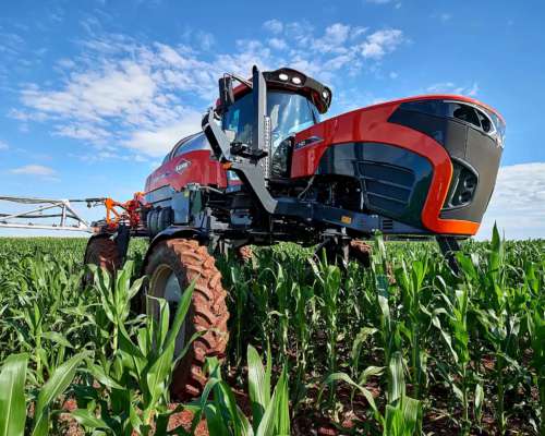 Pulverizadora Autopropulsada Kuhn Stronger HD
