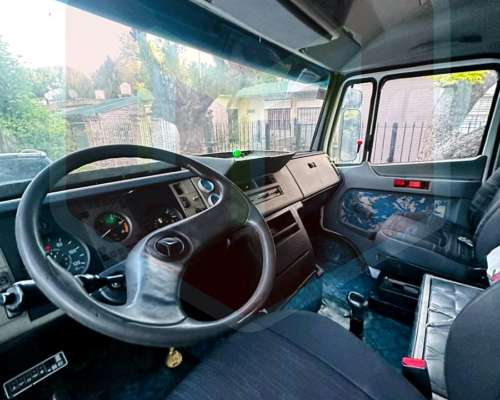Mercedes Benz LS 1633 año 1999 y Semi Baranda