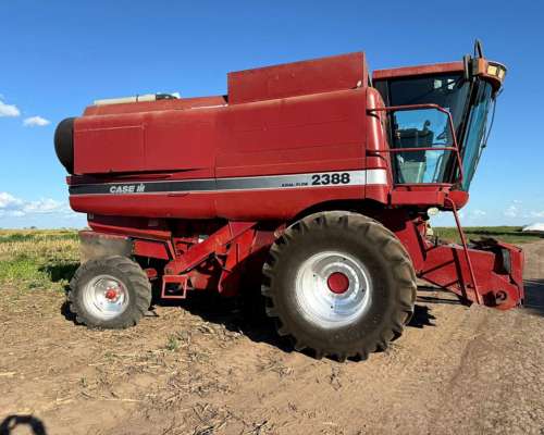 Cosechadora Case IH 2388 año 1998