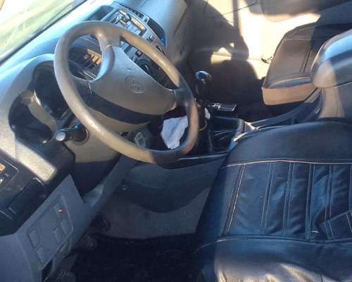 Toyota Hilux Doble Cabina 2008