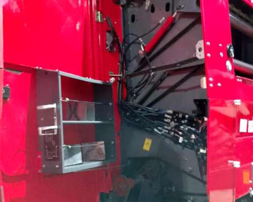 Rotoenfardadora Massey Ferguson 2946, Usada año 2020