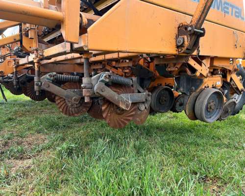 Sembradora Agrometal TX Mega 10 a 70 Mecánica